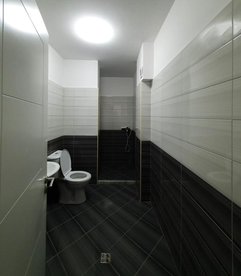 Low Cost Banesa Kosovare Shengjin Exterior photo