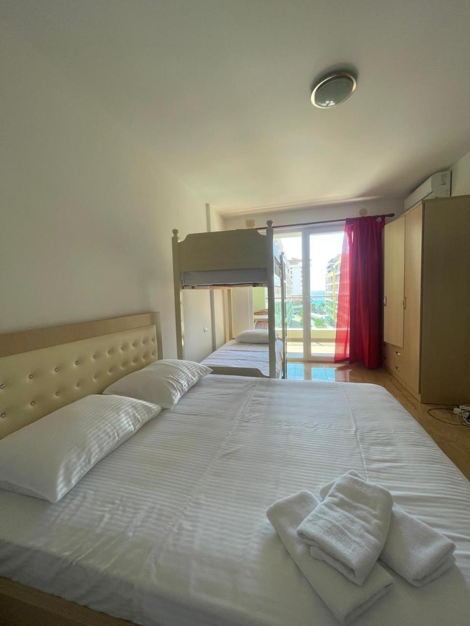 Low Cost Banesa Kosovare Shengjin Exterior photo